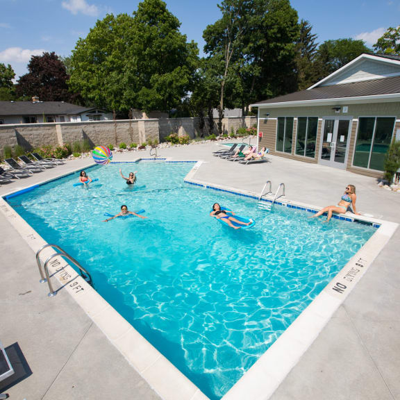 Auburn Place Apartments Apartments in East Lansing, MI